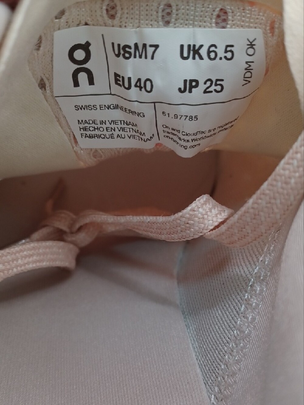 NWOB ON Cloudmonster Running Shoes-Moon/Fawn Size W:8.5 M:7 US 61.97785 - Picture 9 of 15